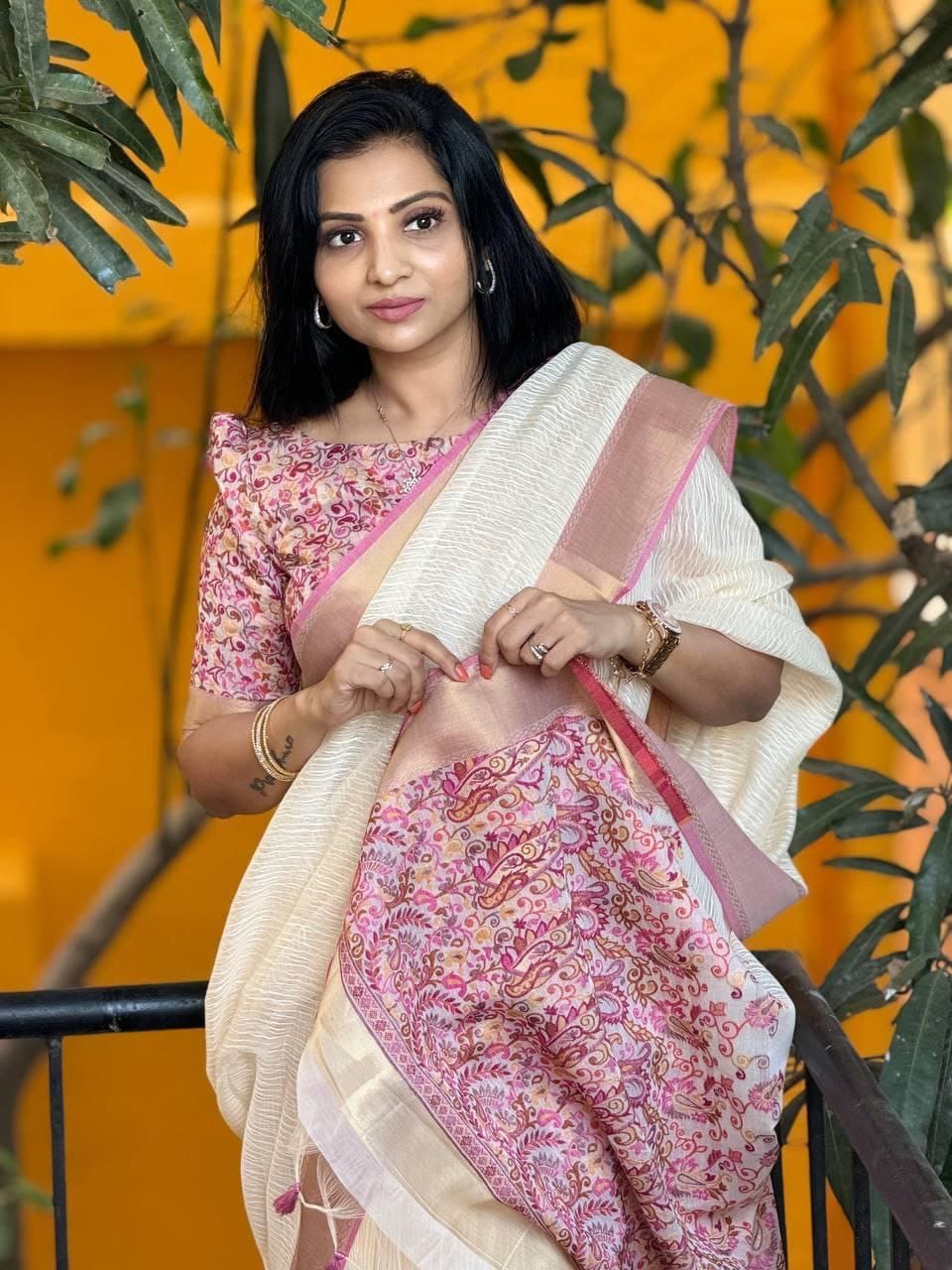 Cream & Blush Pink Linen Saree with Floral Printed Border & Elegant Pallu