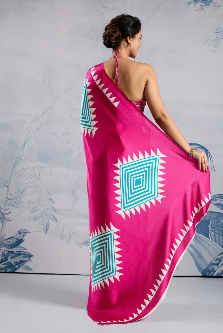 Stylish Pink Geometric Printed Saree with Striped Pattern & Designer Border – Trendy Party & Casual Wear Saree