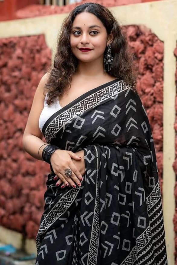 Black Geometric Print Linen Cotton Saree